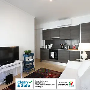 central-lisbon-luxury-apartment-1050-111.hotels-lisbon-portugal.com/